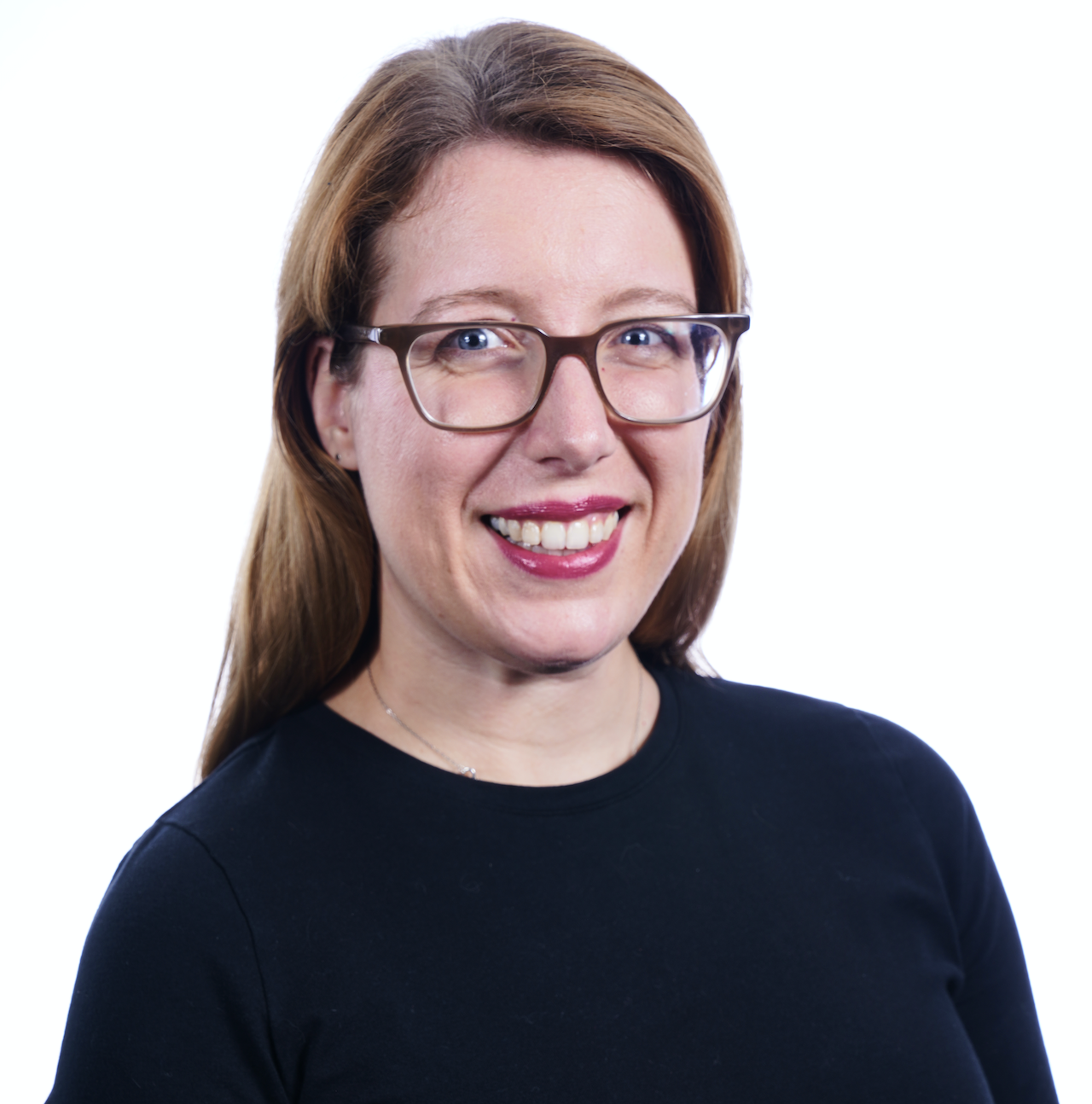 lisa-rowan-headshot-2019 lisa-rowan-headshot-2019